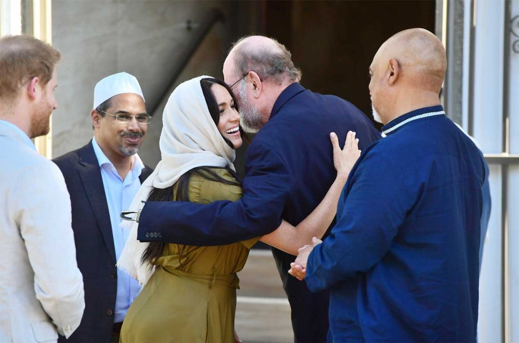 meghan-markle-berkerudung