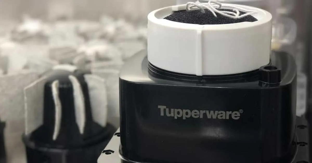 Tupperware Siap Meluncur ke Luar Angkasa Bareng NASA