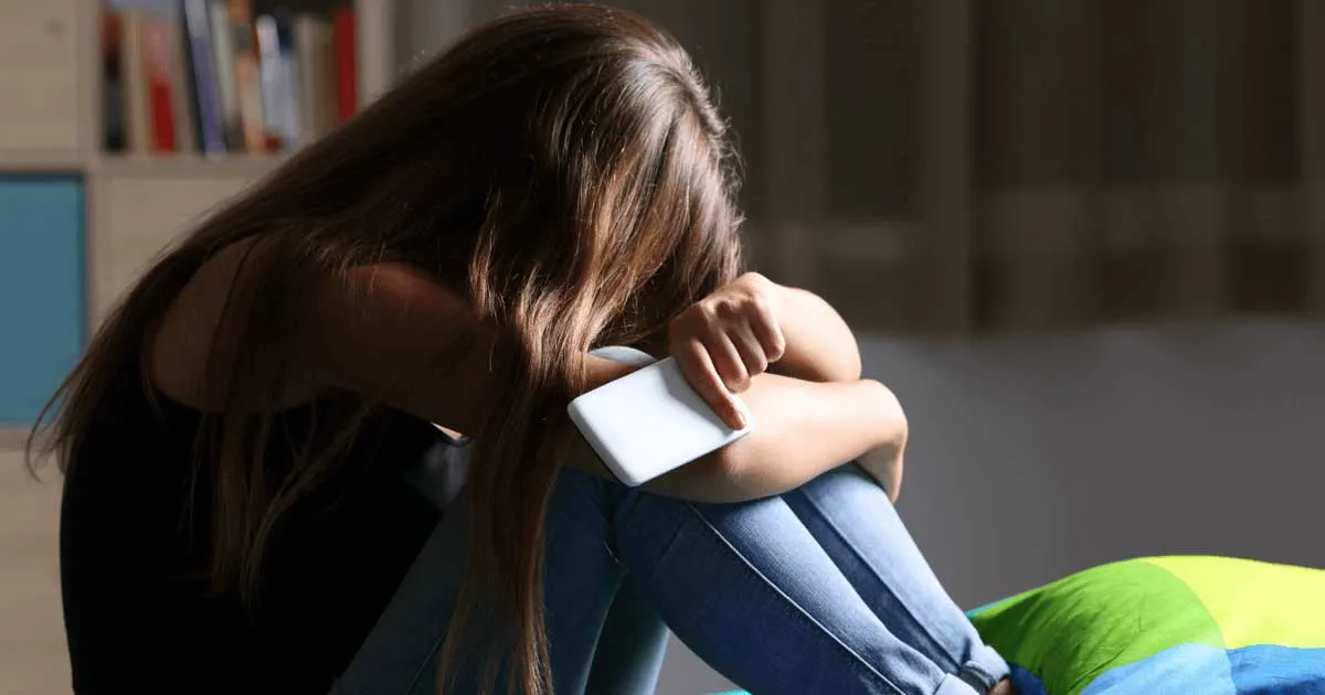 Gak Bisa Lupain Mantan, 4 Zodiak Ini Paling Susah Move On