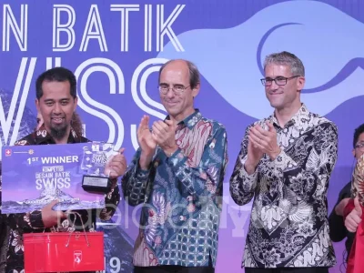 Kompetisi Desain Batik Swiss