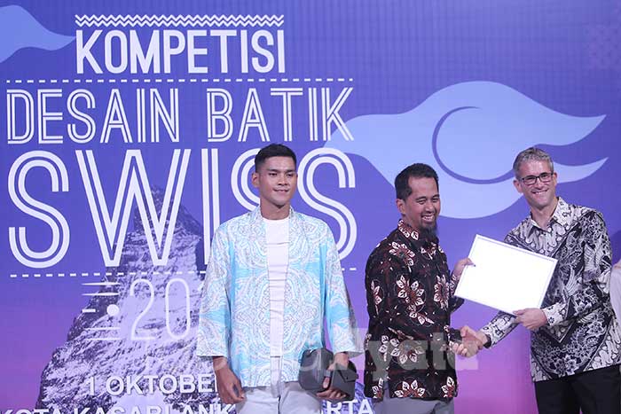 Kompetisi Desain Batik Swiss