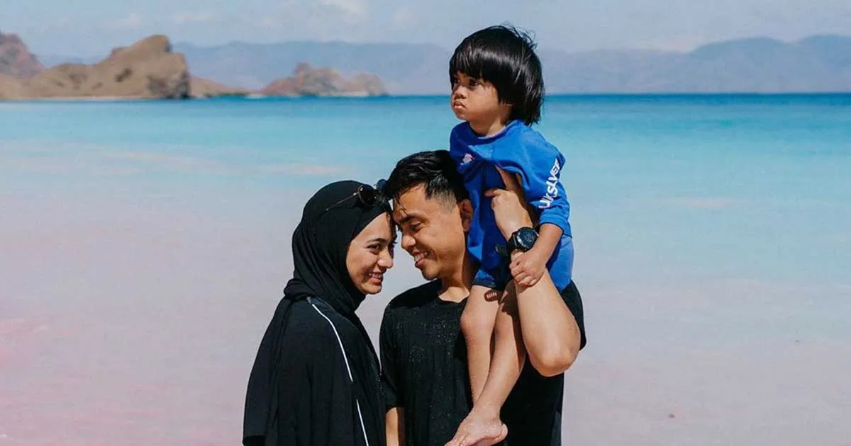 Doyan Travelling? Ayudia Bing Slamet Bagi Tips dan Triknya, Nih!