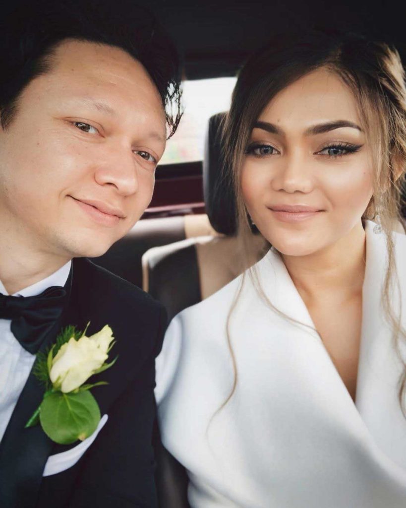 foto-pernikahan-rina-nose dan Josscy Vallazza Aartsen
