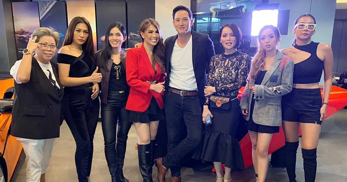 Helena Lim Gaet Artis Terkenal di Lagu Barunya Tanpa Bayaran