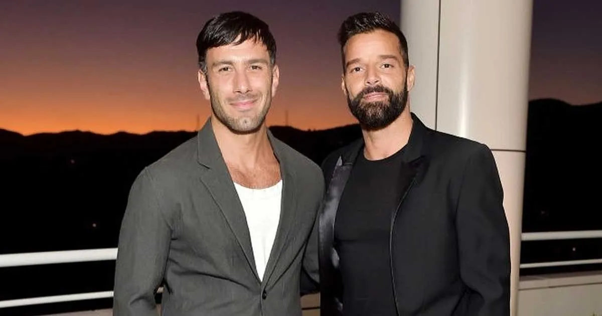 Ricky Martin dan Suami Akhirnya Timang Anak Keempat