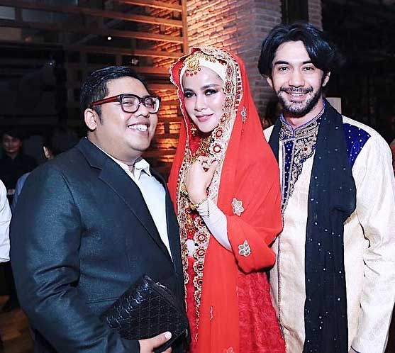 reza-rahadian-kurta