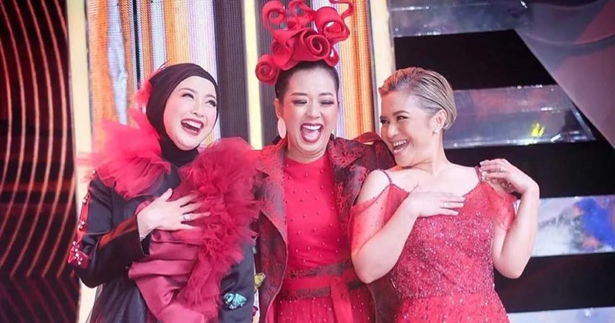 Adu Gaya Trio Manja, Soimah-Desy-Uthe dengan Gaun Merah
