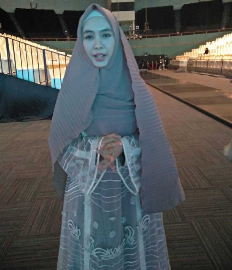 busana-syari-karya-oki-setiana-dewi-3
