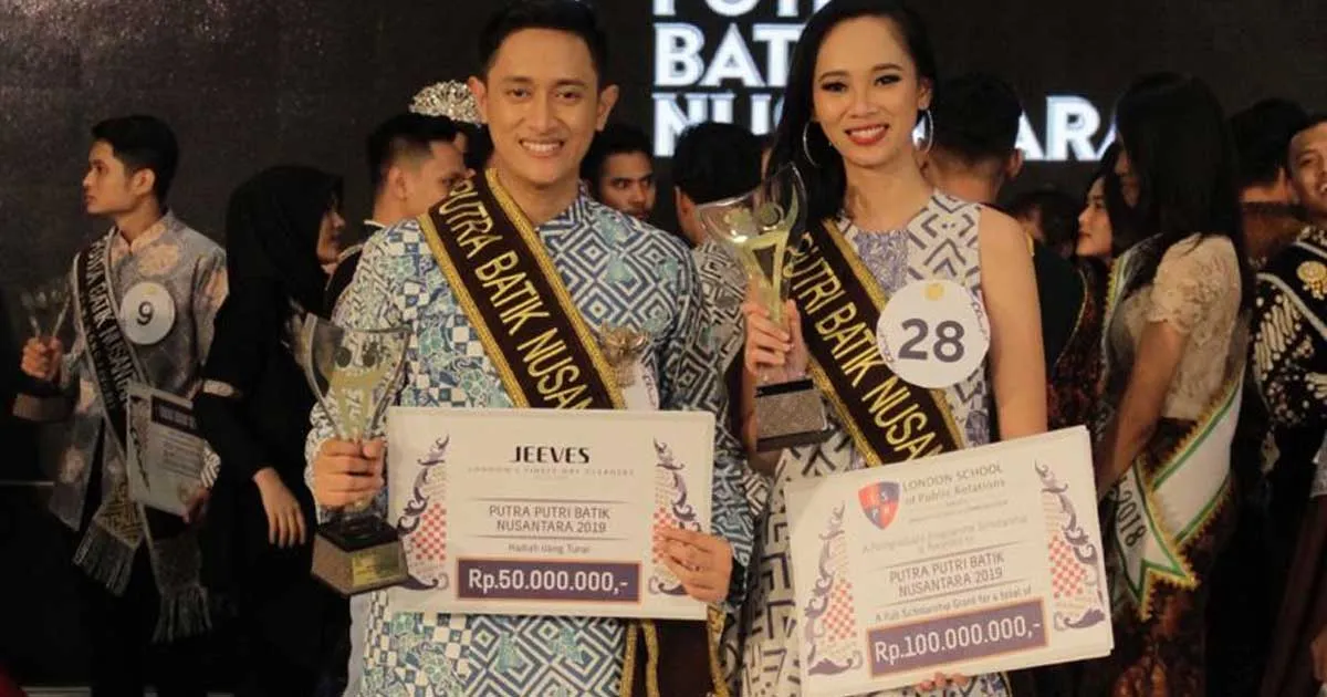 Pembatik Asal Gresik Terpilih Sebagai Putra Batik Nusantara 2019