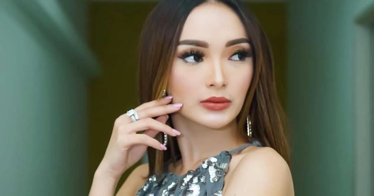 Tersebar, Ini Potret Mesra Zaskia Gotik dengan Pacar Barunya