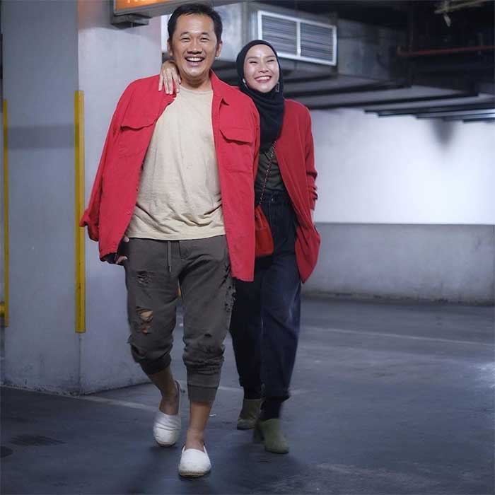 Pasangan artis beda usia