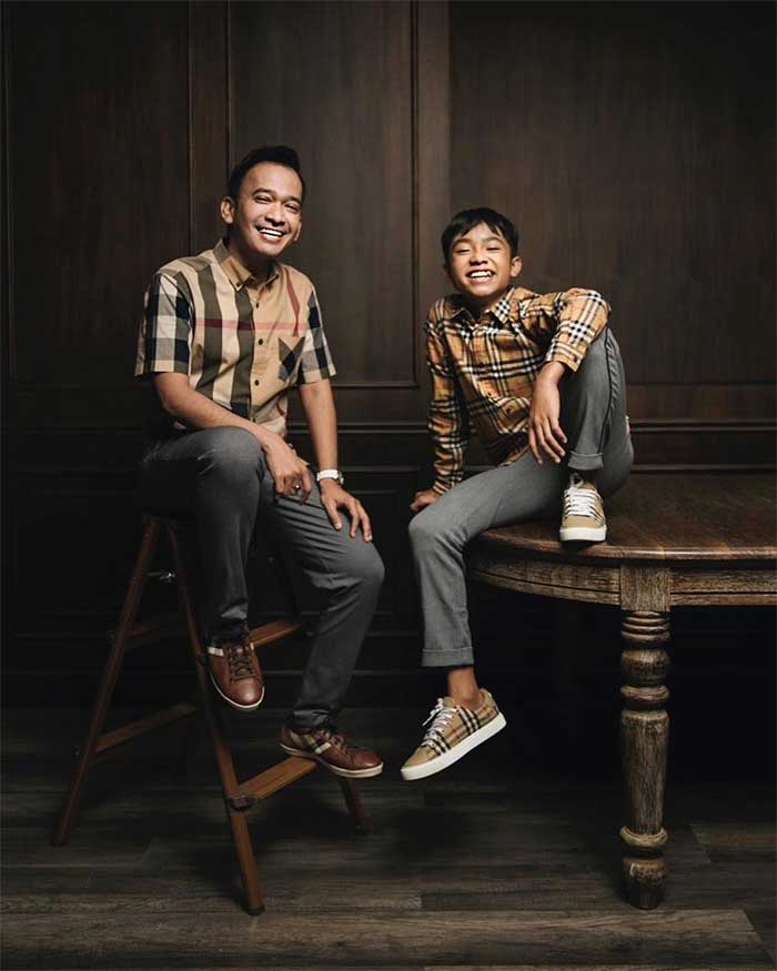 Gaya anak artis