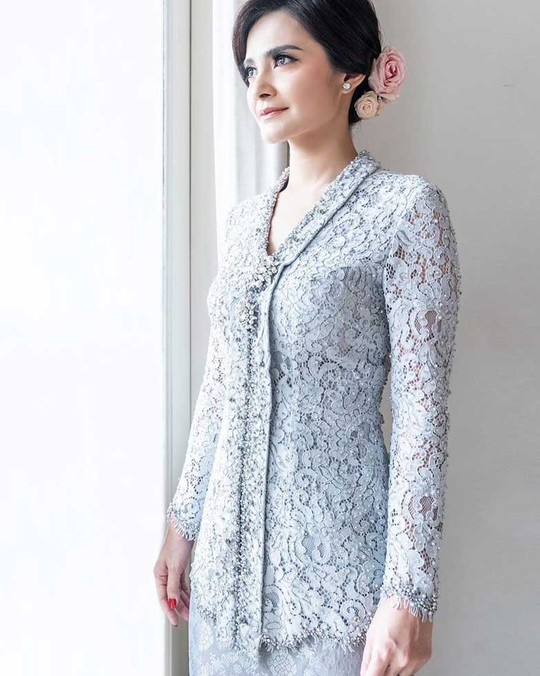 cut-tary-baju-pernikahan