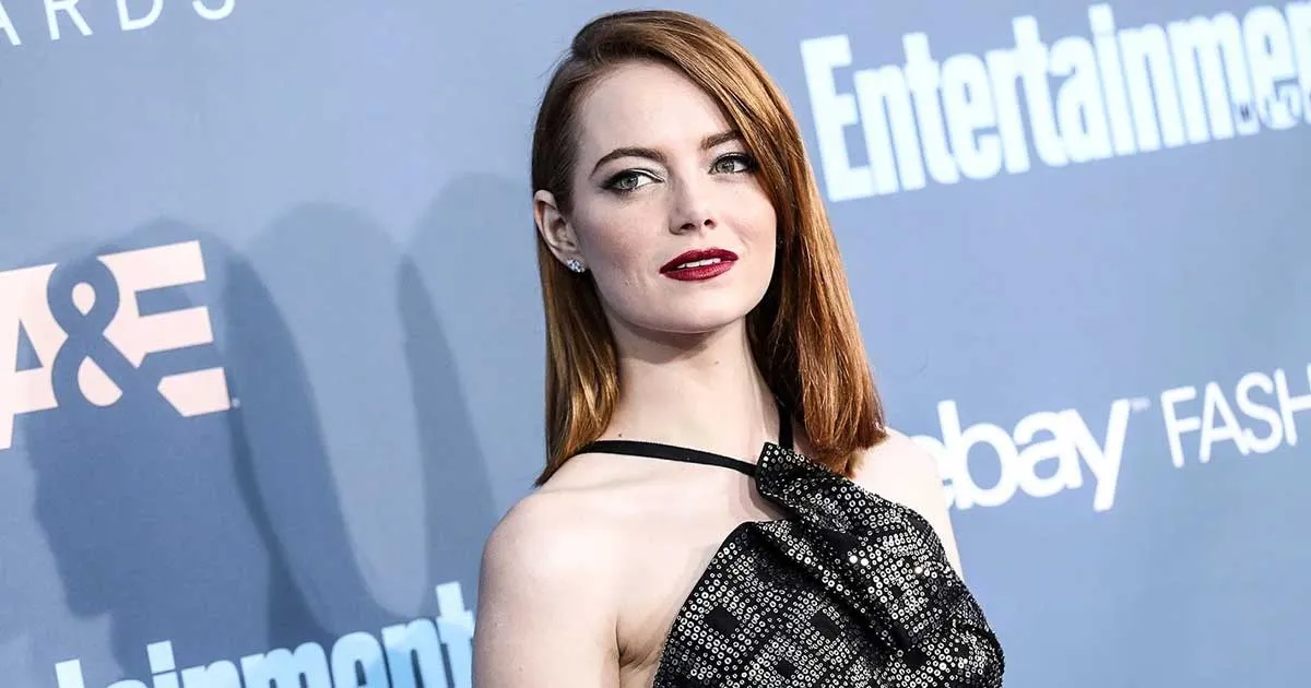 Selamat! Emma Stone Resmi Tunangan dengan Dave McCary