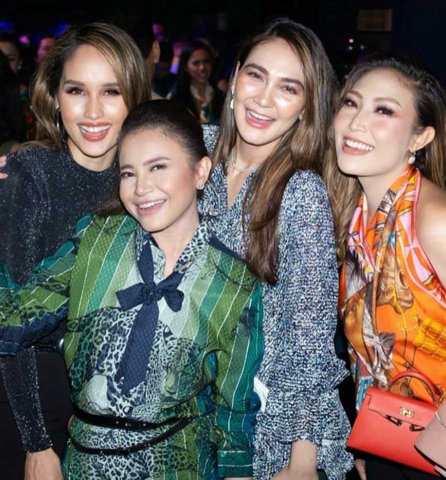 gaya-cinta-laura,-luna-maya,-rossa-dan-ayu-dewi