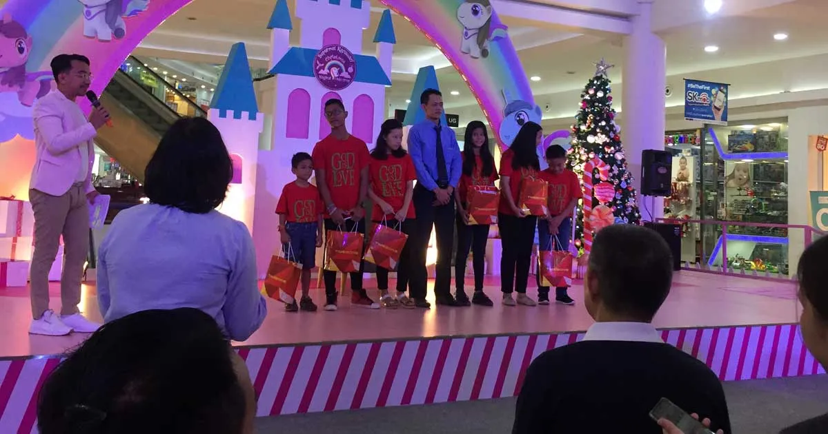 Nikmati Natal Bersama Magical Christmas Unicorns Performance