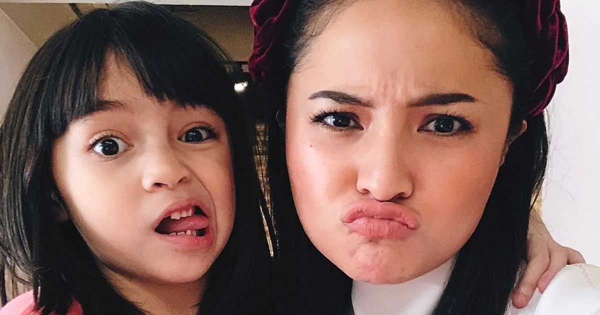 Alasan Marshanda Tak Berharap Bisa Hidup Bersama Anaknya