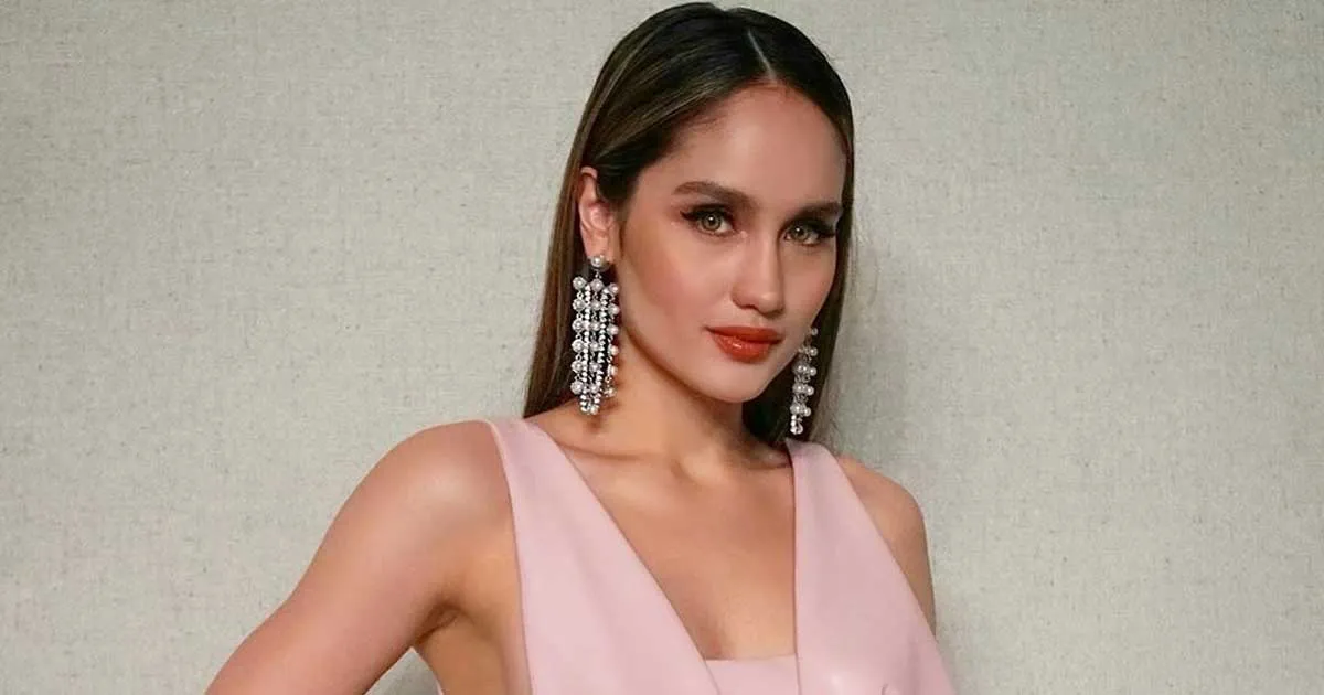 Standar Kecantikan Menurut Cinta Laura Ini Bikin Perempuan Pede