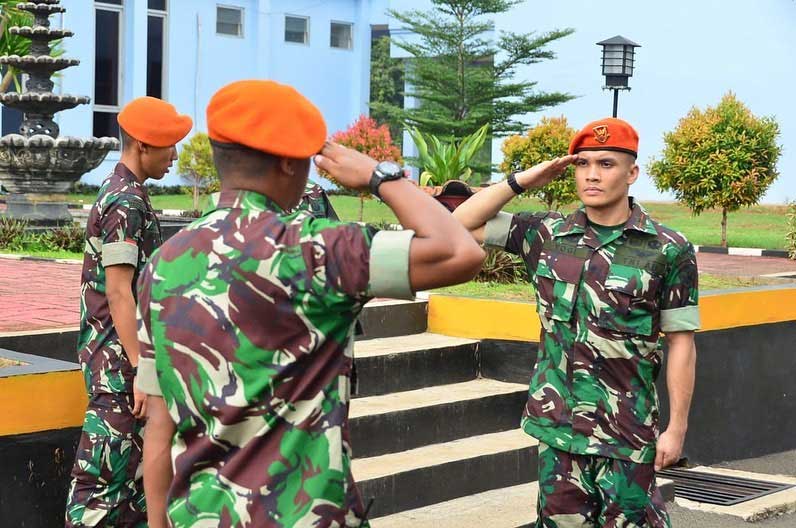 randy-pangalila-tentara-1