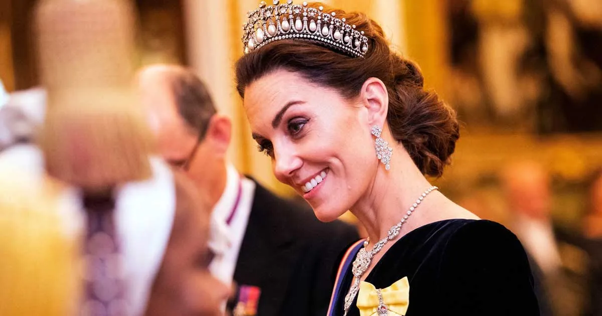 Gaya Kate Middleton di Resepsi Diplomatik Sedot Perhatian