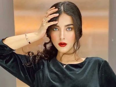 Tasya Farasya berhijab