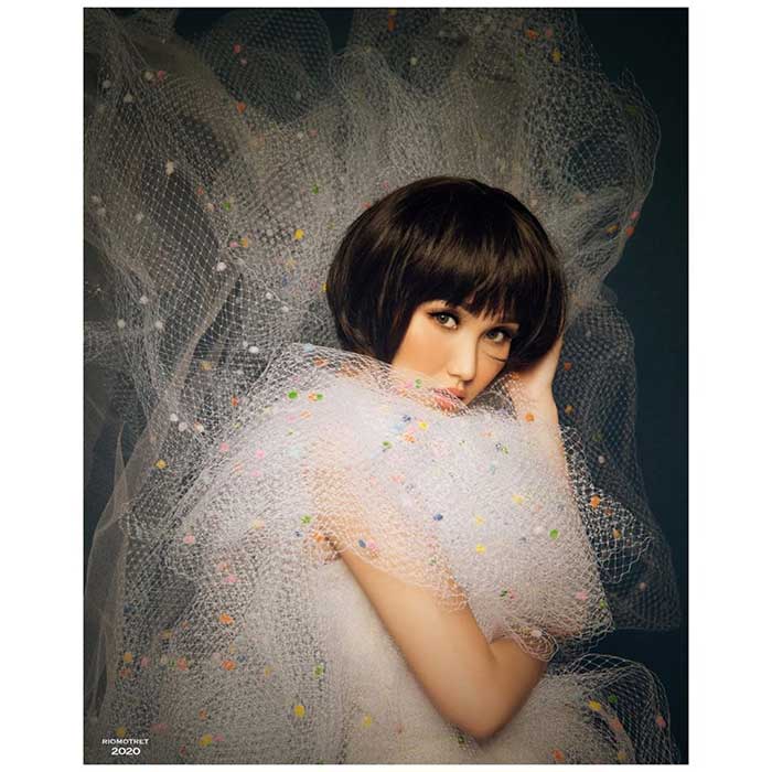 Gaya rambut Ayu Ting Ting