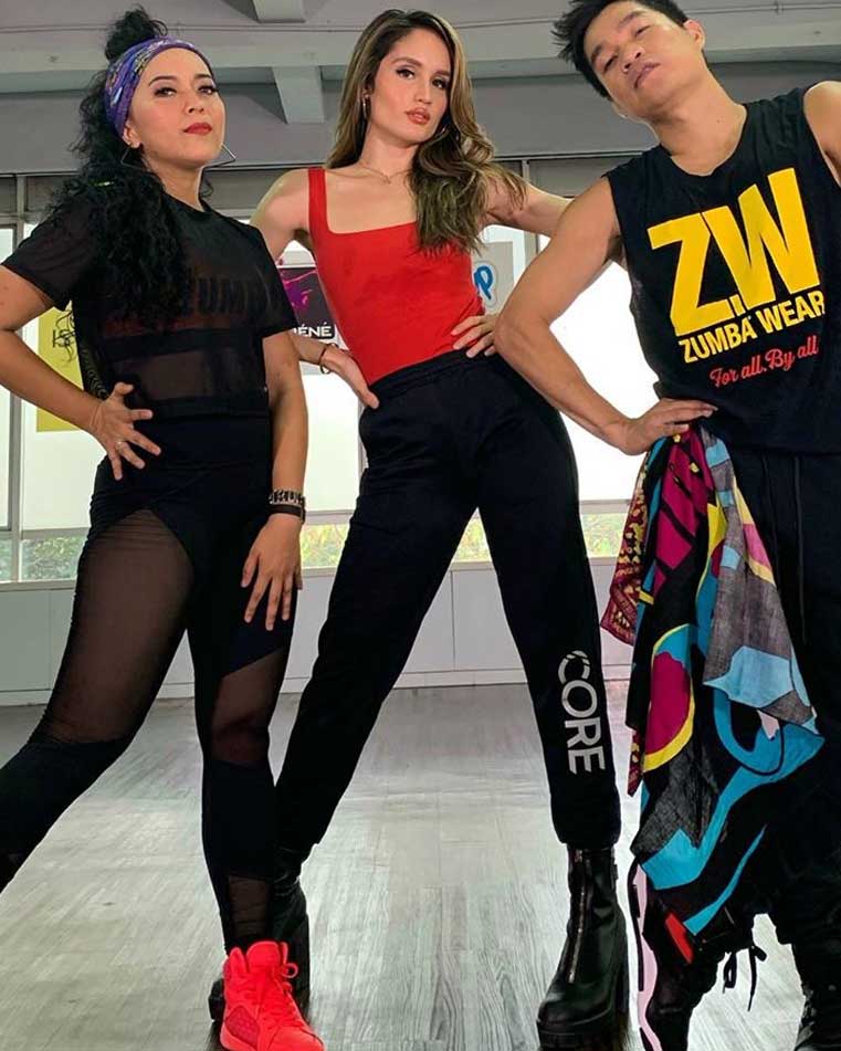 cinta-laura-baju-olahraga-9