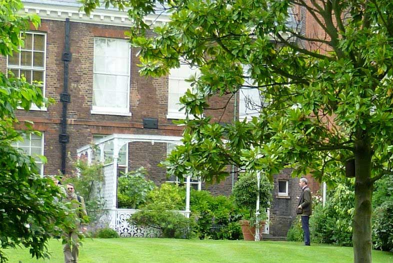 halaman-belakang-rumah-kate-middleton