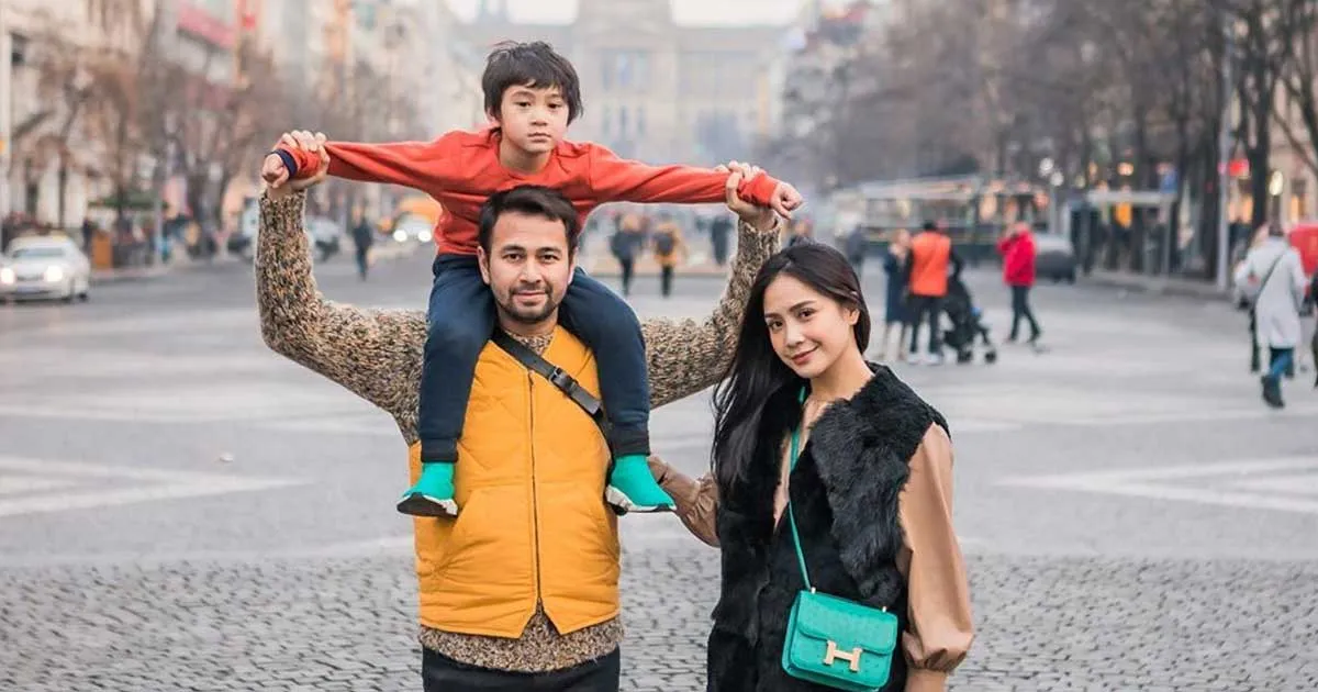Momen Haru Raffi-Nagita Ucapkan Salam Perpisahan kepada Rafathar