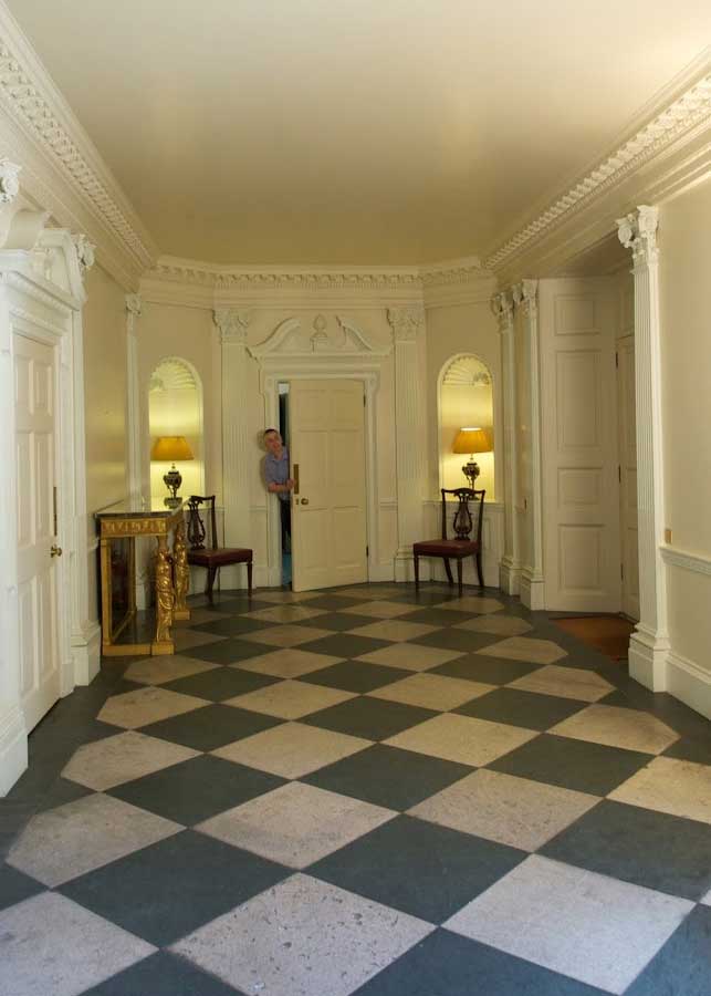 ruang-masuk-istana-kensington