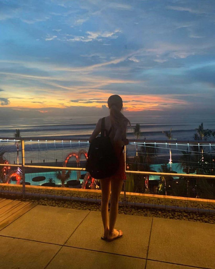 sunset-terakhir-tahun-2019 rose blackpink di bali