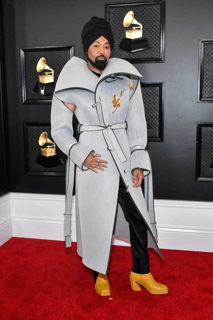 ty-hunter-busana-di-grammy-awards-2020