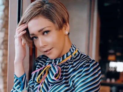Gaya rambut Maia Estianty