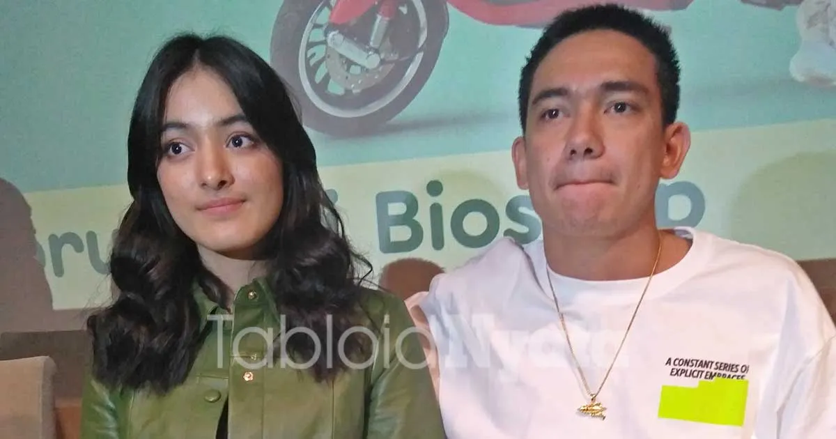 Lagi-Lagi Adipati Dolken Terlibat Cinta Lokasi