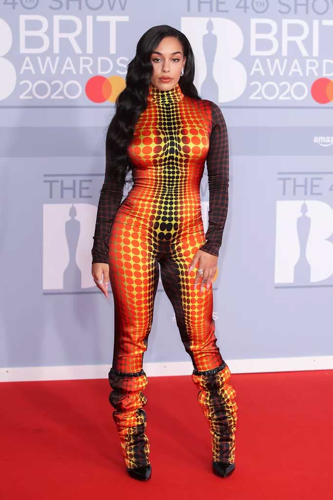 jorja-smith-di-brit-awards-2020-gaun-terburuk