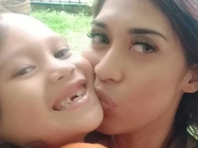 karen-idol-dan-anaknya