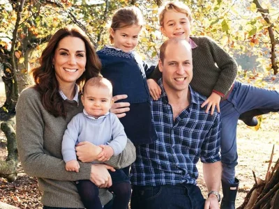 debut red carpet pangeran george putri charlotte louis video george charlotte louis liburan-kate-middleton-pangeran-william-dan-anaknya