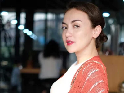 rianti-cartwright-hamil-anak-pertama-bayi-tabung
