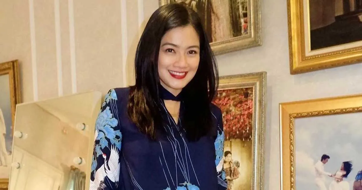 Tanpa Makeup, Titi Kamal Dipuji bak Remaja SMP