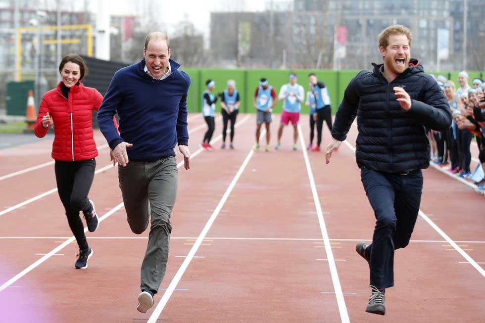 kate-middleton-lomba-lari-pangeran-harry-dan-william