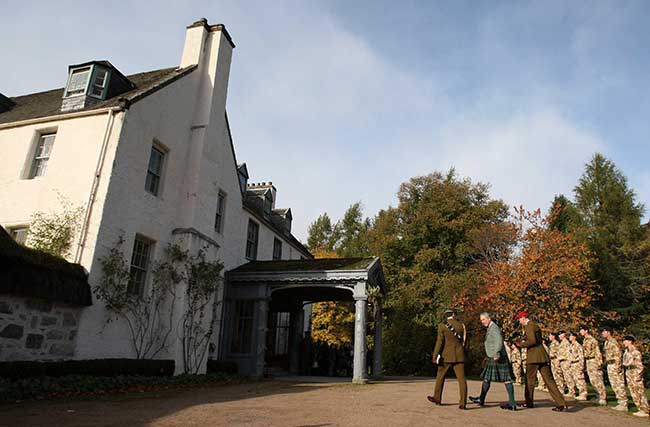 rumah-pangeran-charles-birkhall