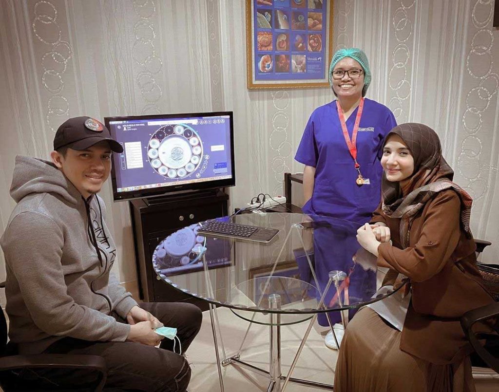 zaskia-sungkar-bayi-tabung-siti-nurhaliza