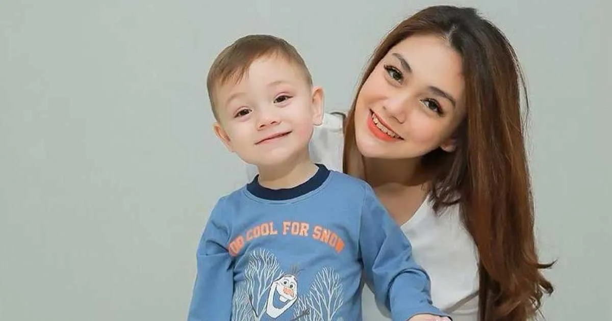 Wajah Blasteran Celine Evangelista saat Kecil Bikin Gemas