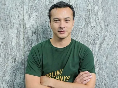 Foto selfie Nicholas Saputra