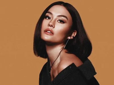 agnez-mo-dan-pacar-baru-raphael-maitimo-belanja-bersama
