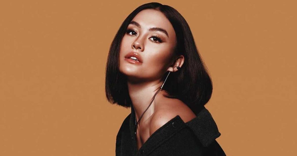agnez-mo-dan-pacar-baru-raphael-maitimo-belanja-bersama