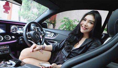 mobil-sport-rica-andriani