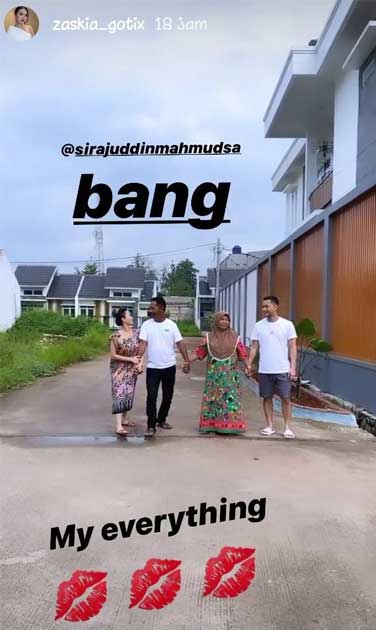 zaskia-gotik-dengan-orang-tua-dan-sirajuddin