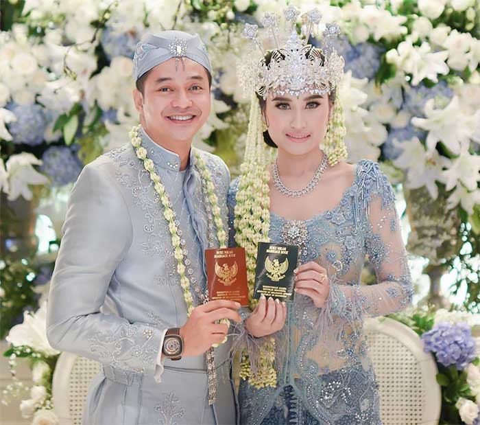 Lebaran pertama pasangan artis