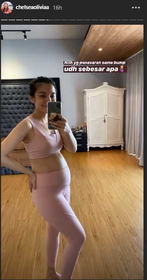 chelsea-olivia-baby-bump